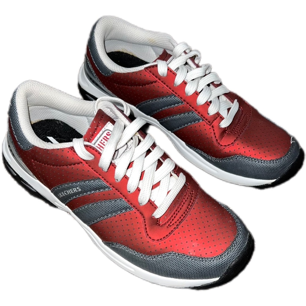 Skechers Running Shoes Size 6 Maroon and Grey